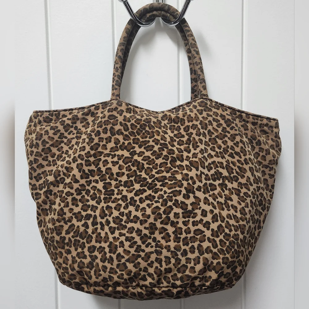 Bottega Veneta Leopard Print Mini Slouch Tote EUC 🥰🥰 - Picture 4 of 14
